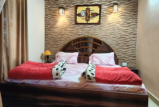 Shri Rudra Home Stay 2BHK Service Apartment