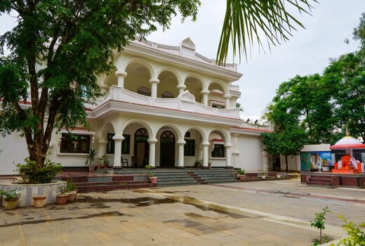Sanjay Resort