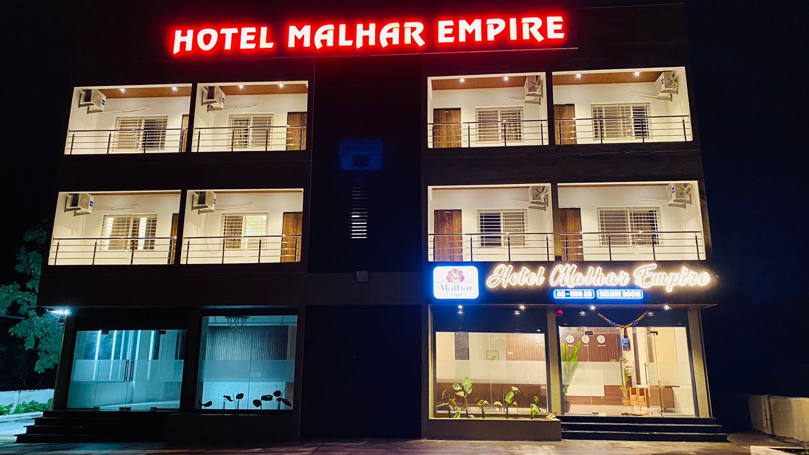 Hotel Malhar Empire
