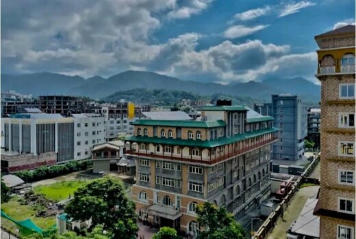 Doon Deluxe View