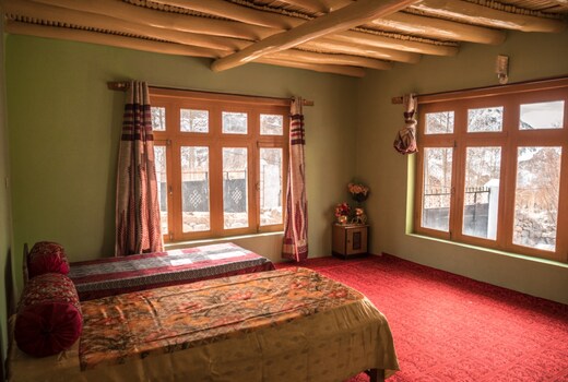 Peauchan (Himalayan Farmstays)