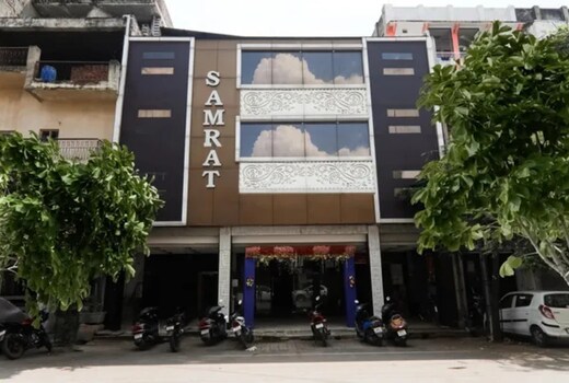 FabHotel Samrat Jawahar Nagar