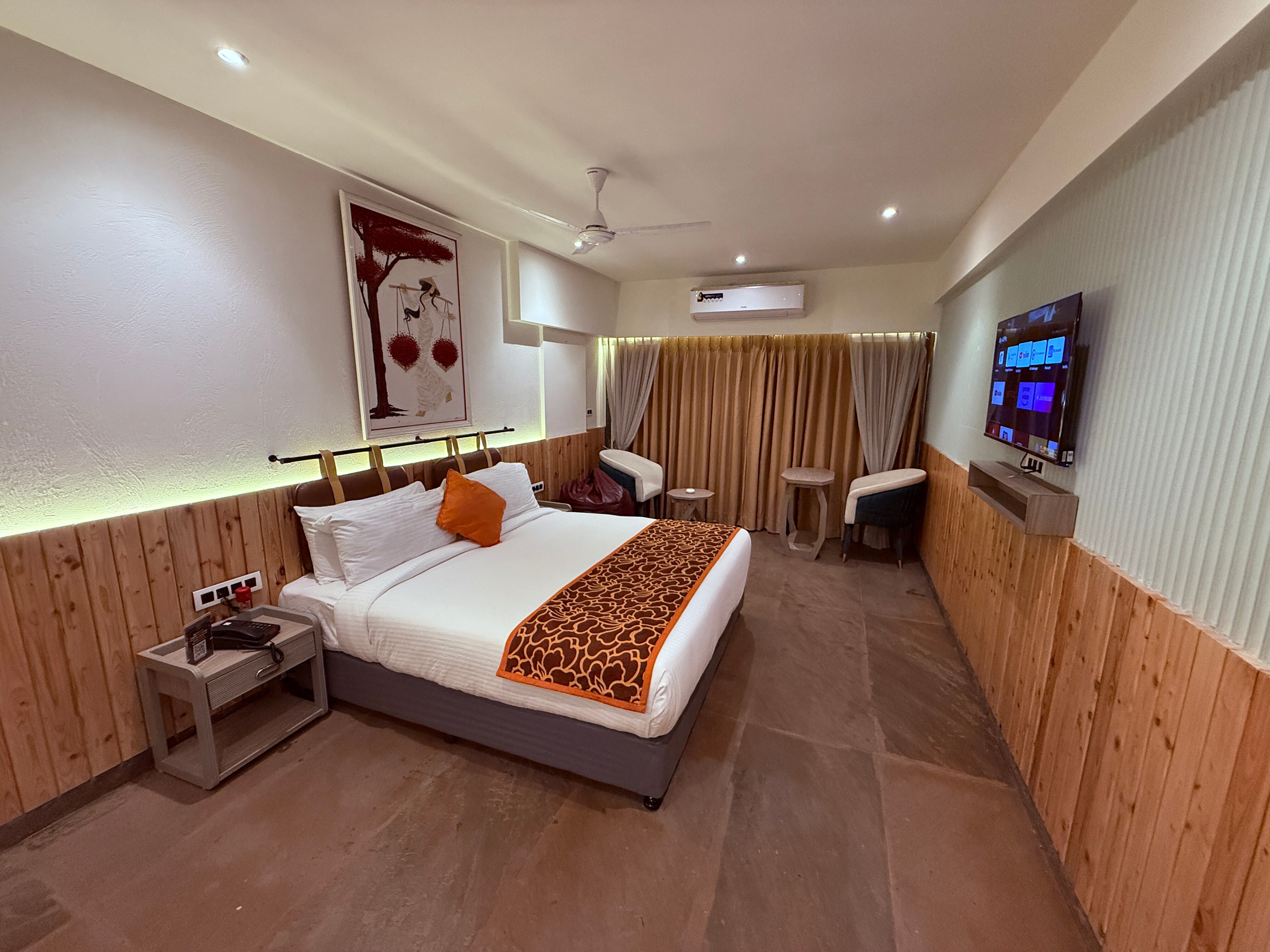 Ikonic Hotel Bhushi Dam Lonavala