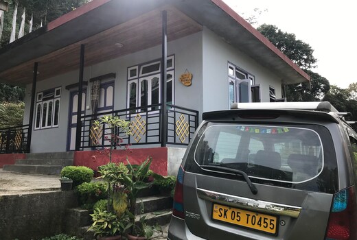 UgyalHomestay
