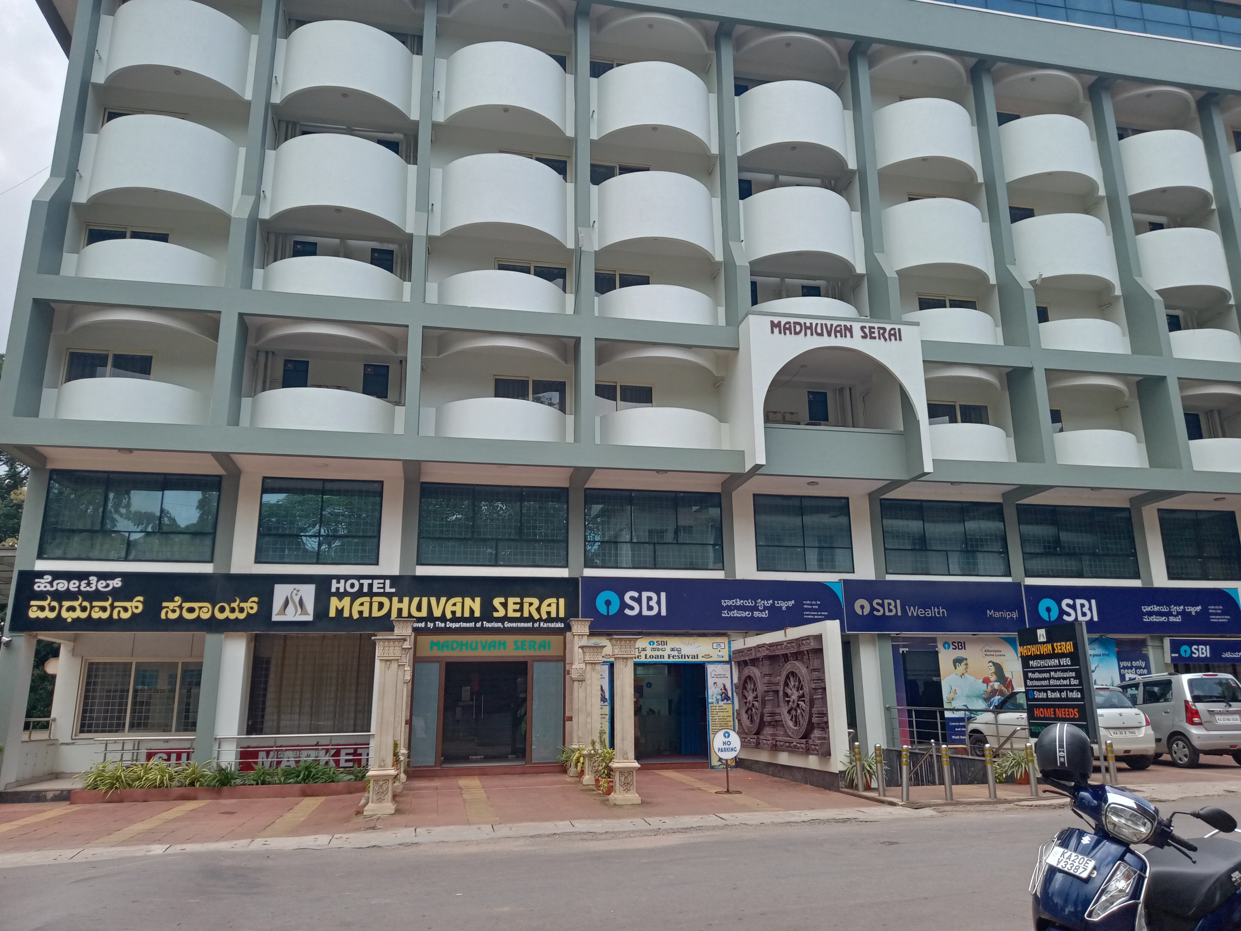 Hotel Madhuvan Serai