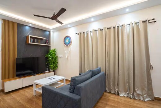 Spacious Studio - Penthouse