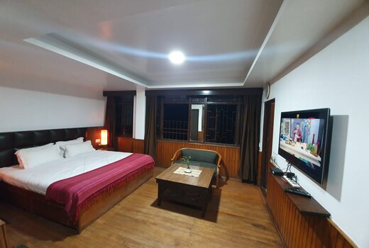 Yuvaan Service Apartment