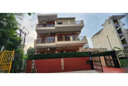FabHotel Maurya Residency