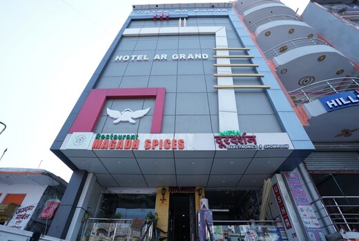 AR grand