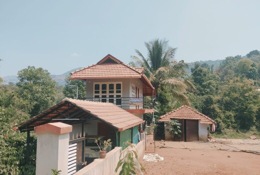 Kaveri Homestay