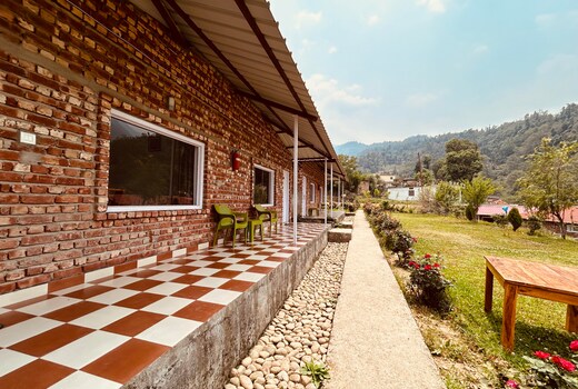 The Turiya Heli Resort