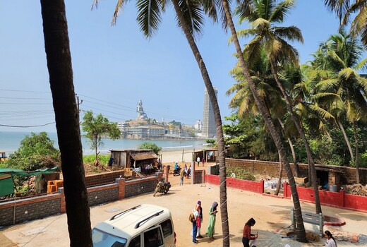 STAYMAKER Murudeshwar Beach House
