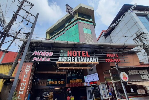 Hotel Noble Plaza and Lodge