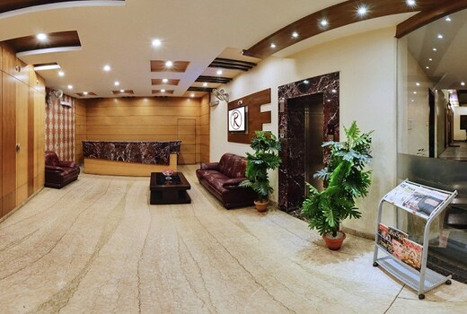 Hotel Shanti Palace
