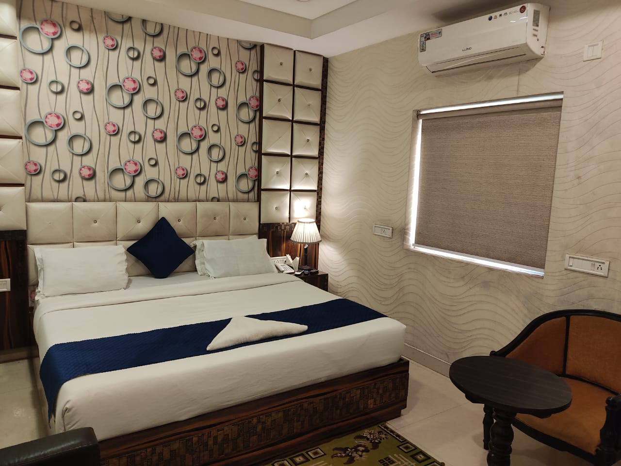 Geet Guest House and Restaurant