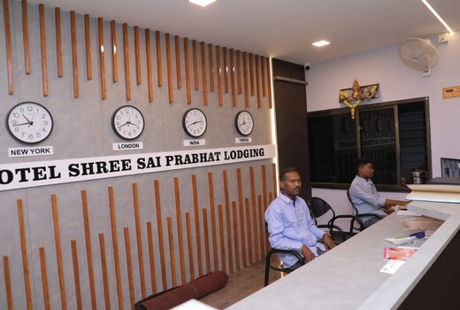 Hotel Shri Sai Prabhat Lodging