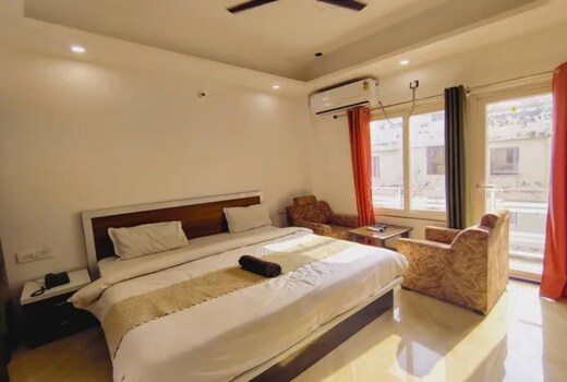 FabHotel Dev Ganga Retreat