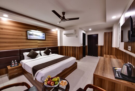 RNB Select Hotel Walk In by 1589 Lucknow