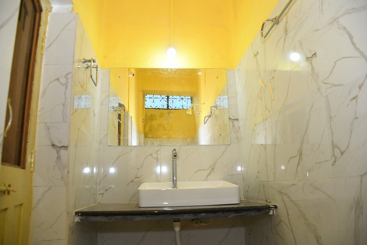 Balaji Guest House