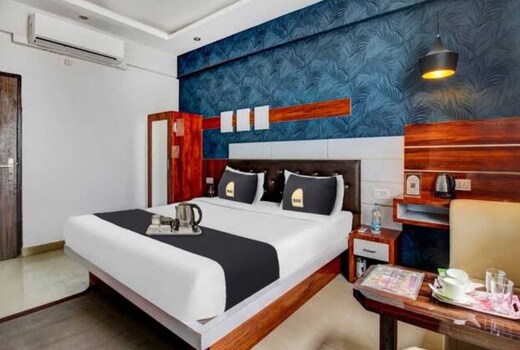 Townhouse Oak IIT Kanpur Metro Station