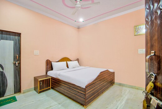 Spot On Kukas Guest House