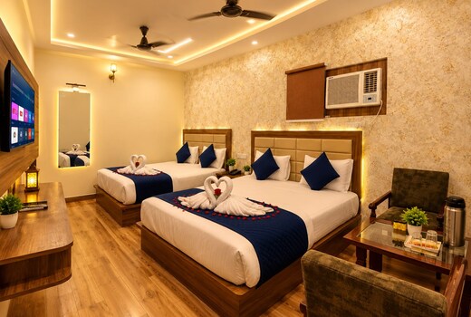 Hotel J K International
