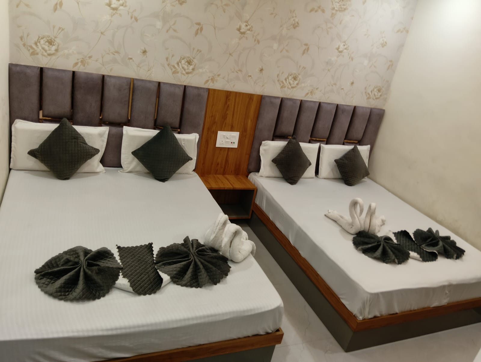 Grey Stone B&B Near Golden Temple