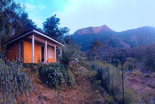 MANKUDIL HOMESTAY