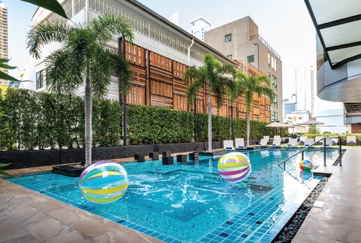 Solitaire Bangkok Sukhumvit 11 by Kingston Hotels