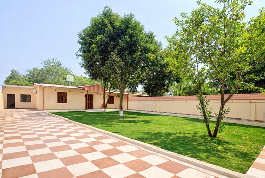 A2 Villa by JMD