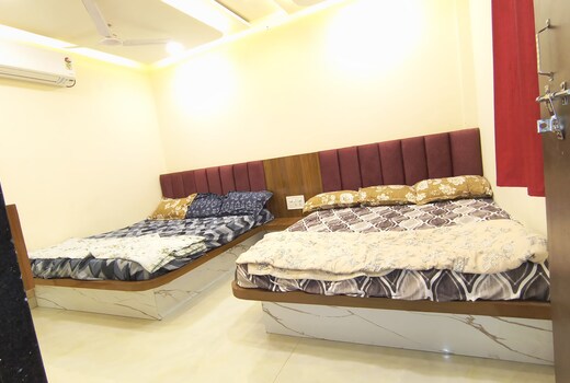 Hotel shivansh