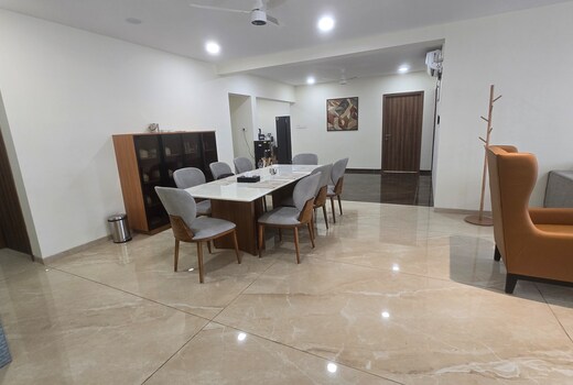 RELOhomes Serviced Apartment - CSN