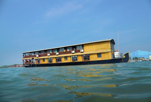 Thirmulacruise