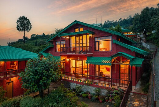 Parvada Bungalows Mukteshwar
