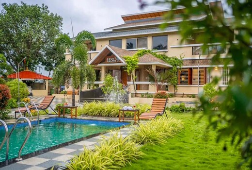 Coco Palms Rooms Near to Sula Vineyards