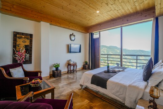 Mont Kufri Resort