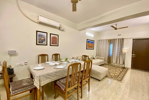 Pinkvalley Homestay Entire Home 2BR With Parking