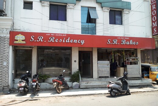 Hotel SR Guest House