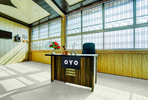 HOTEL O J.B.