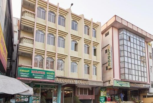 Hotel Ayodhya