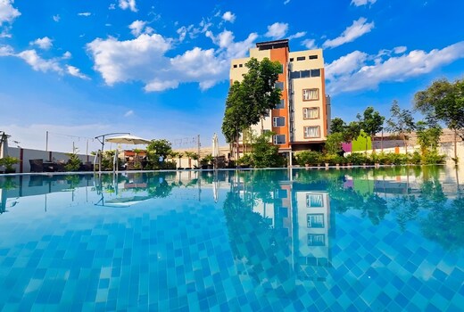 Zuke Garden Hotel and Resort