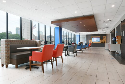 Holiday Inn Express Hotel & Suites Fort Worth Downtown