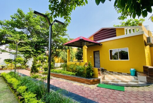 Mandu Green Villa