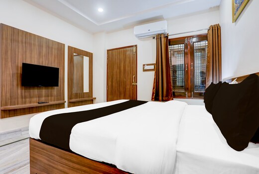 Hotel O by OYO Ganga Niwas