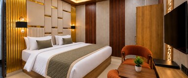 HOTEL AYANSH