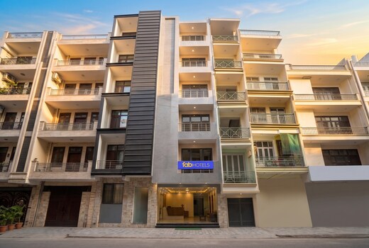 FabHotel Zen Stay