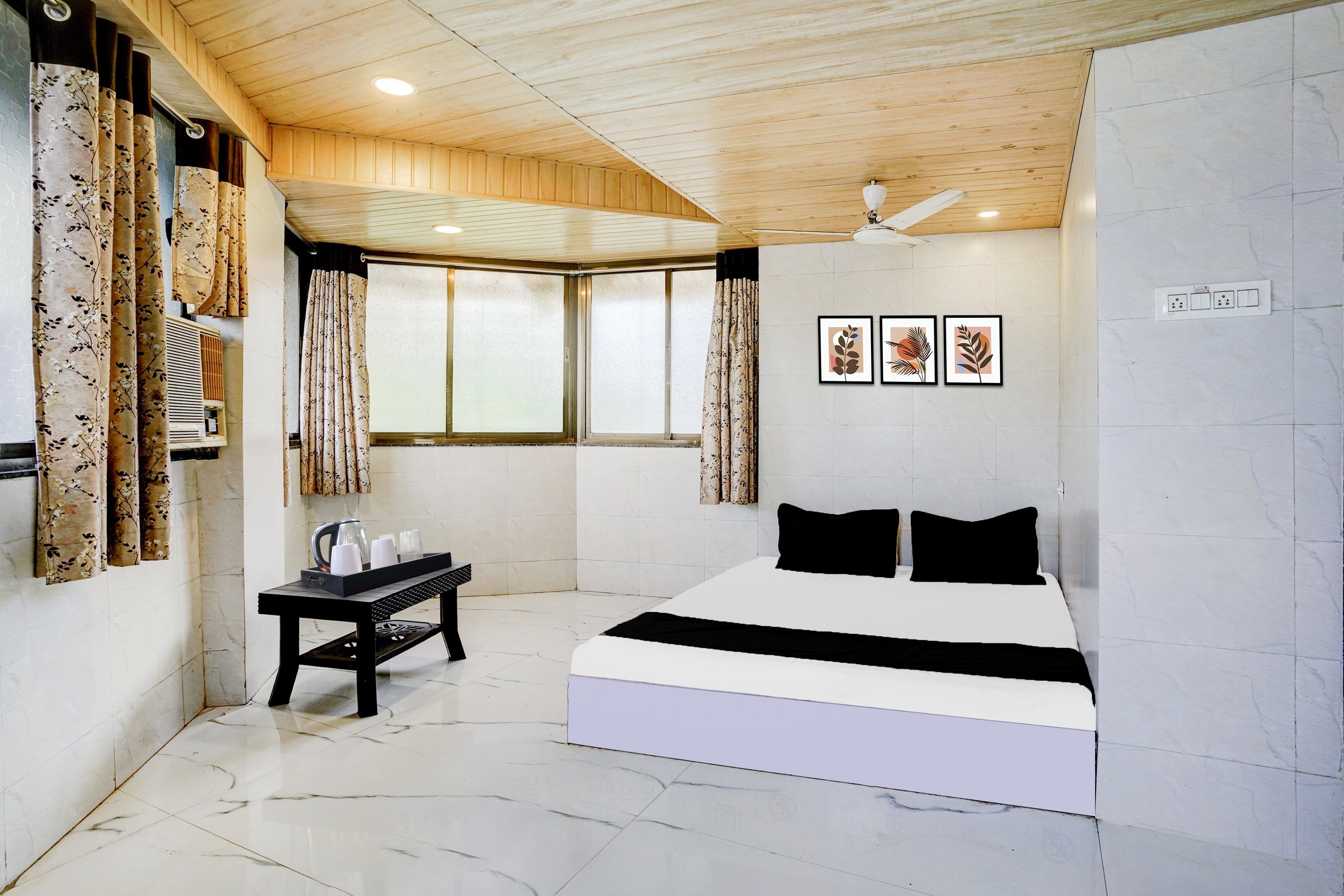Hotel O Ambedkar Chowk Ulhasnagar