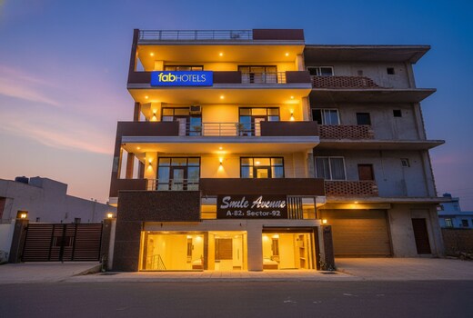 FabHotel HM Palace