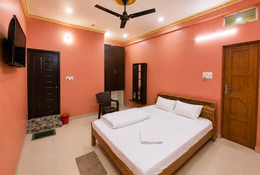 HOTEL ASHIRWAD AND MARRIAGE HALL