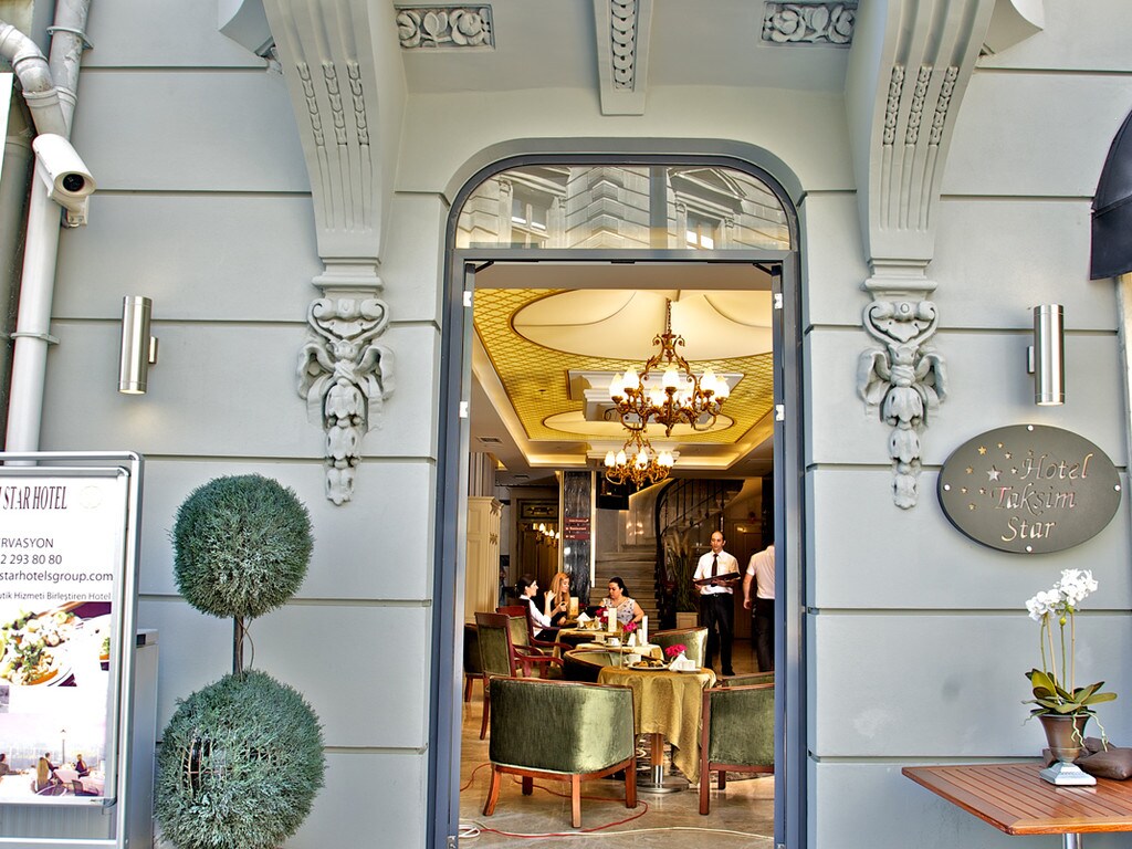 Main gallery